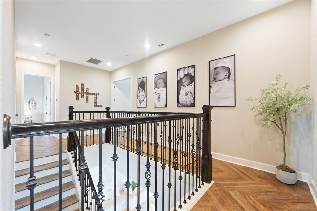For Sale: $1,250,000 (5 beds, 3 baths, 4118 Square Feet)
