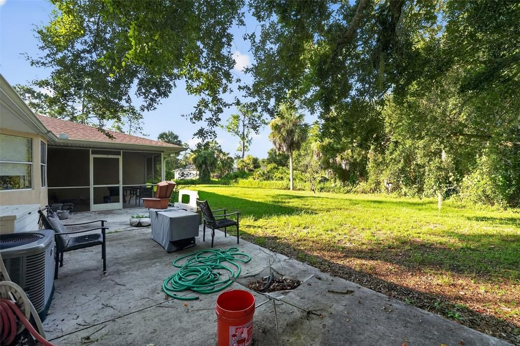 For Sale: $280,000 (4 beds, 3 baths, 1518 Square Feet)