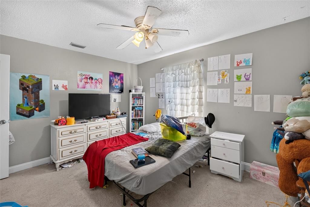 For Sale: $280,000 (4 beds, 3 baths, 1518 Square Feet)