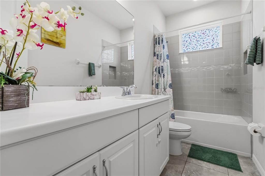 For Rent: $3,200 (3 beds, 2 baths, 1790 Square Feet)