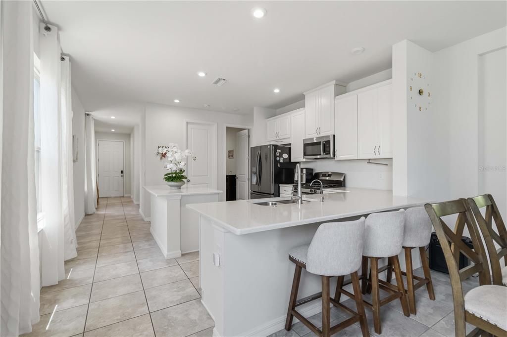For Rent: $3,200 (3 beds, 2 baths, 1790 Square Feet)