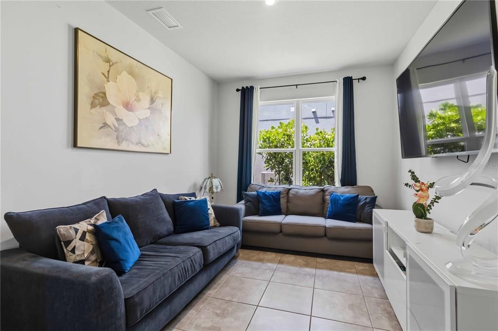 For Rent: $3,200 (3 beds, 2 baths, 1790 Square Feet)