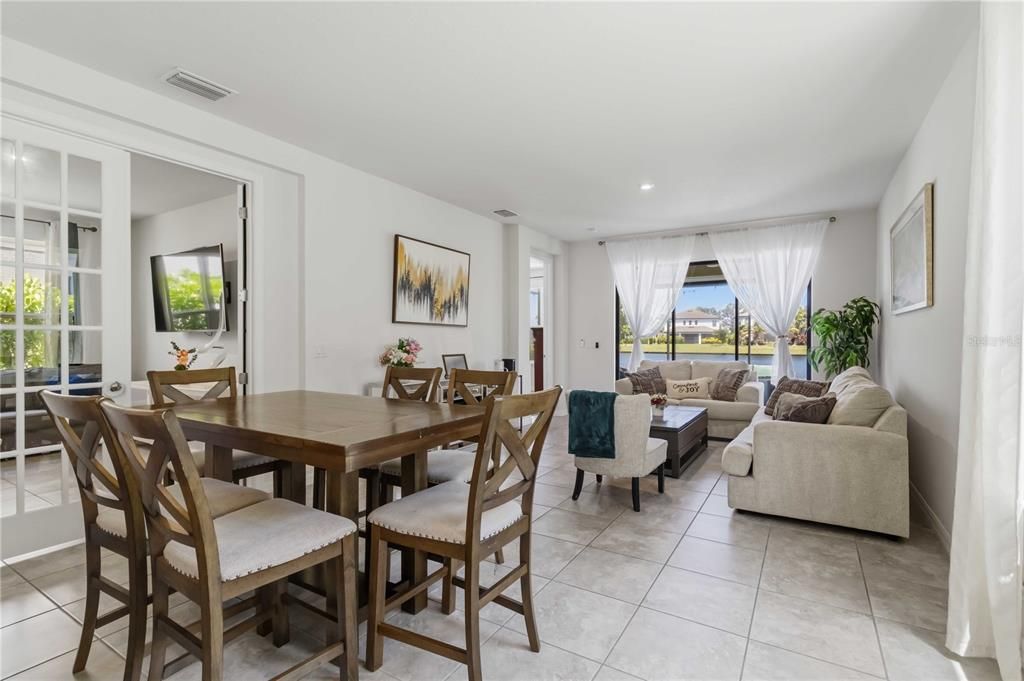 For Rent: $3,200 (3 beds, 2 baths, 1790 Square Feet)