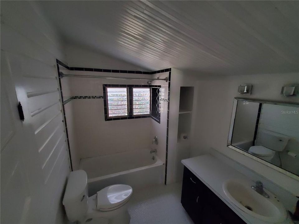 В аренду: $1,450 (3 спален, 1 ванн, 1250 Квадратных фут)