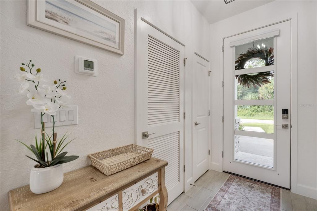 For Sale: $459,000 (3 beds, 2 baths, 1957 Square Feet)