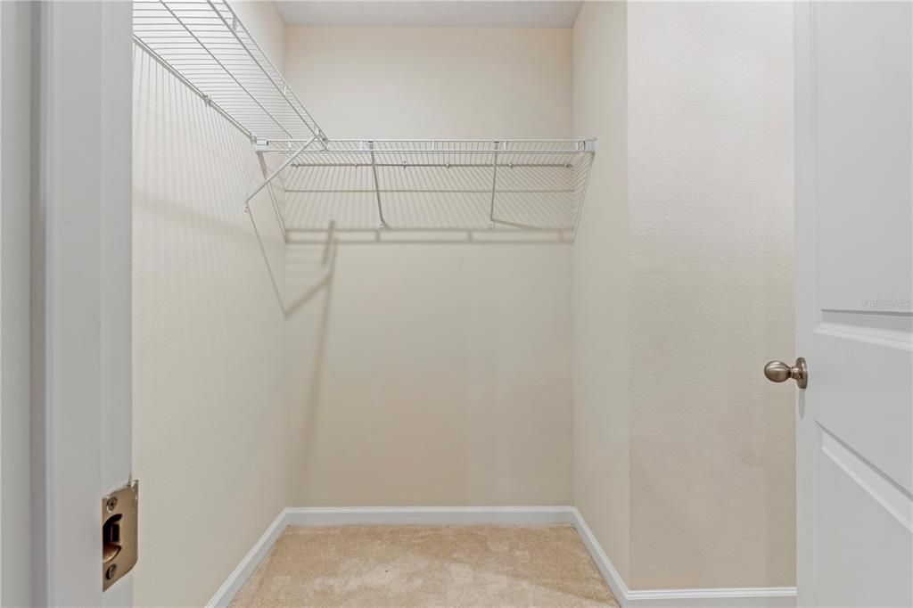 For Rent: $2,300 (3 beds, 2 baths, 1441 Square Feet)