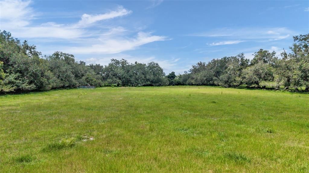 На продажу: $315,000 (3.00 acres)