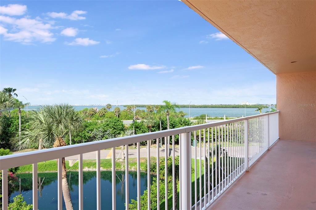 En Venta: $289,900 (1 camas, 1 baños, 825 Pies cuadrados)