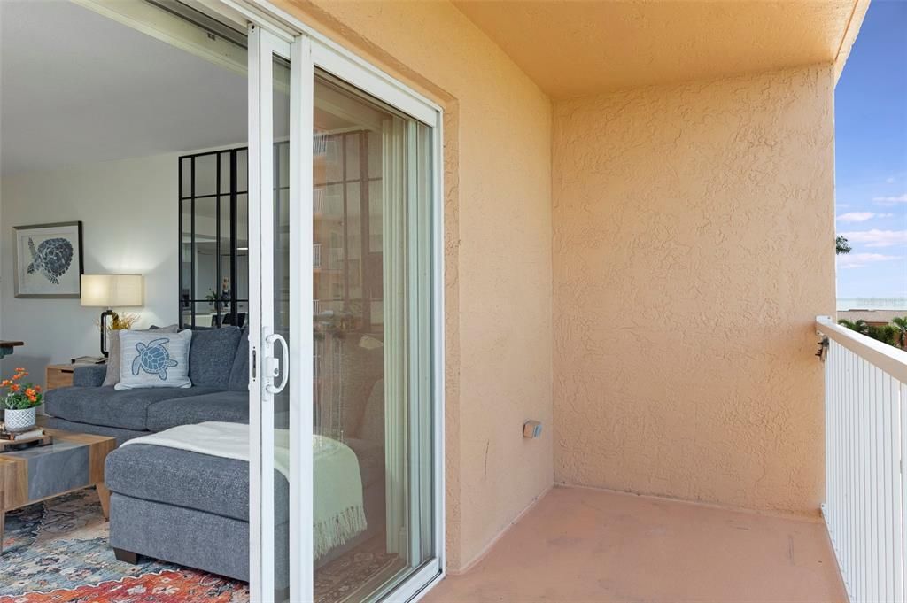 En Venta: $289,900 (1 camas, 1 baños, 825 Pies cuadrados)