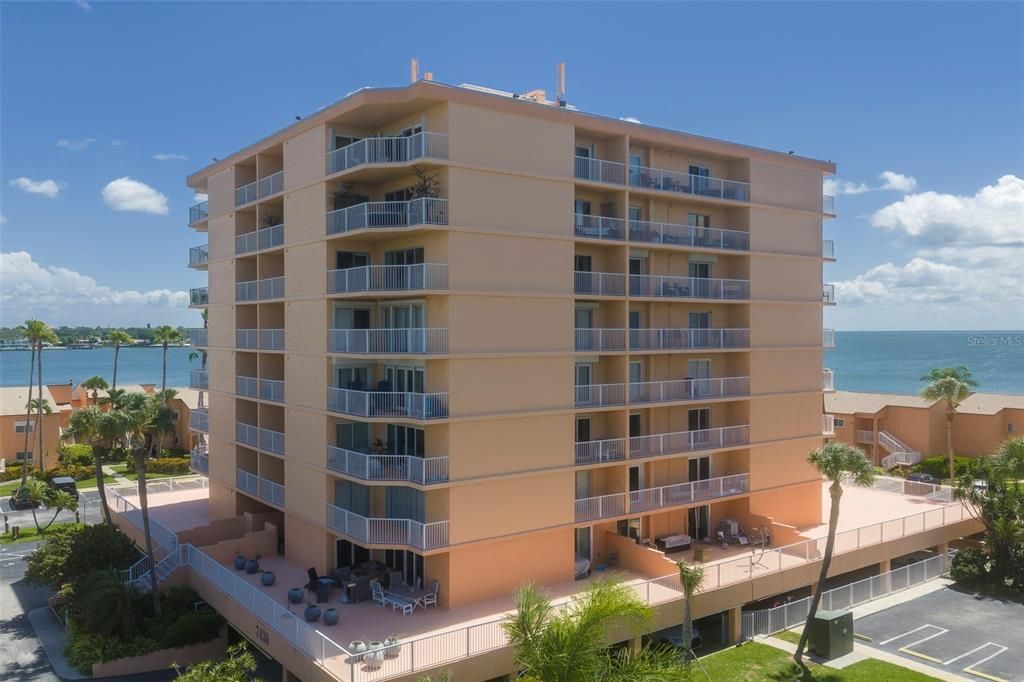 En Venta: $289,900 (1 camas, 1 baños, 825 Pies cuadrados)