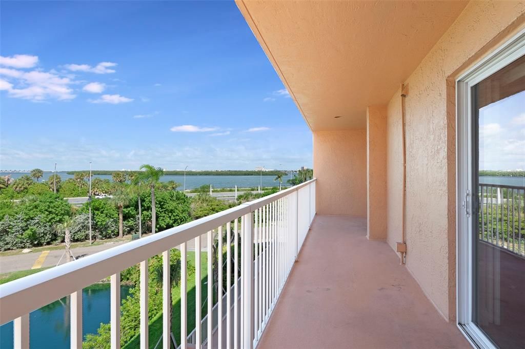 En Venta: $289,900 (1 camas, 1 baños, 825 Pies cuadrados)