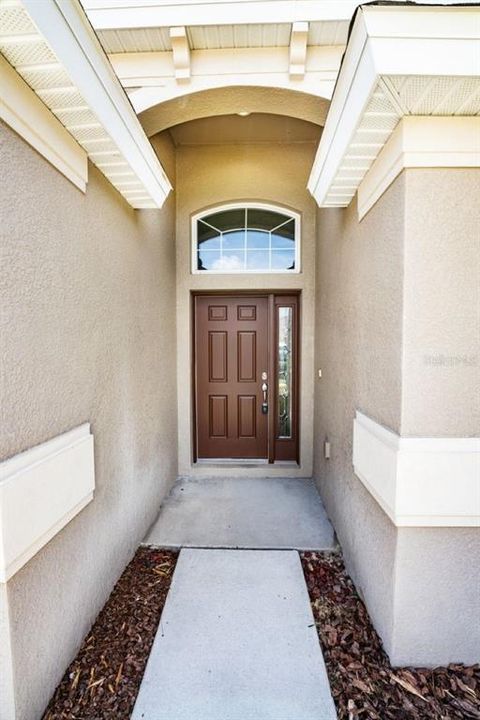 For Rent: $2,675 (4 beds, 2 baths, 2231 Square Feet)