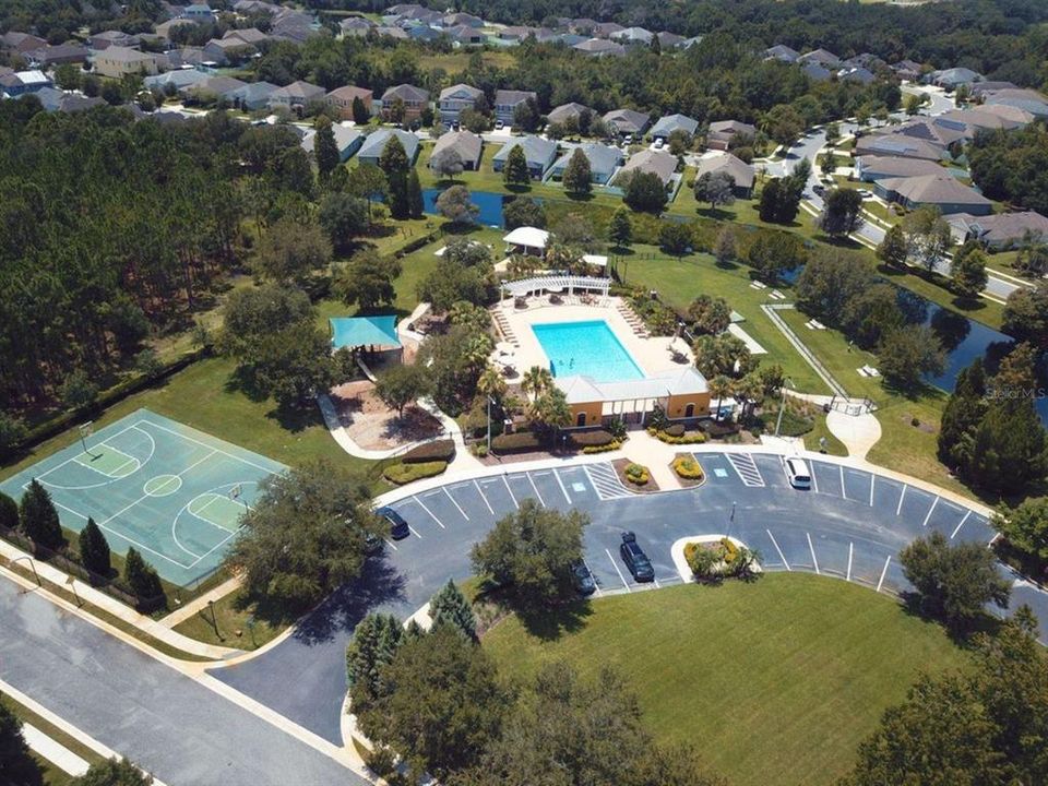 For Rent: $2,675 (4 beds, 2 baths, 2231 Square Feet)