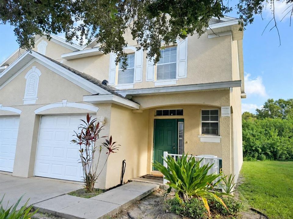 For Sale: $220,000 (3 beds, 2 baths, 1578 Square Feet)