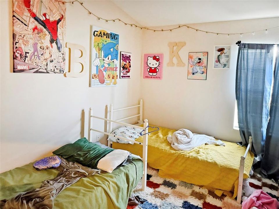 For Sale: $220,000 (3 beds, 2 baths, 1578 Square Feet)