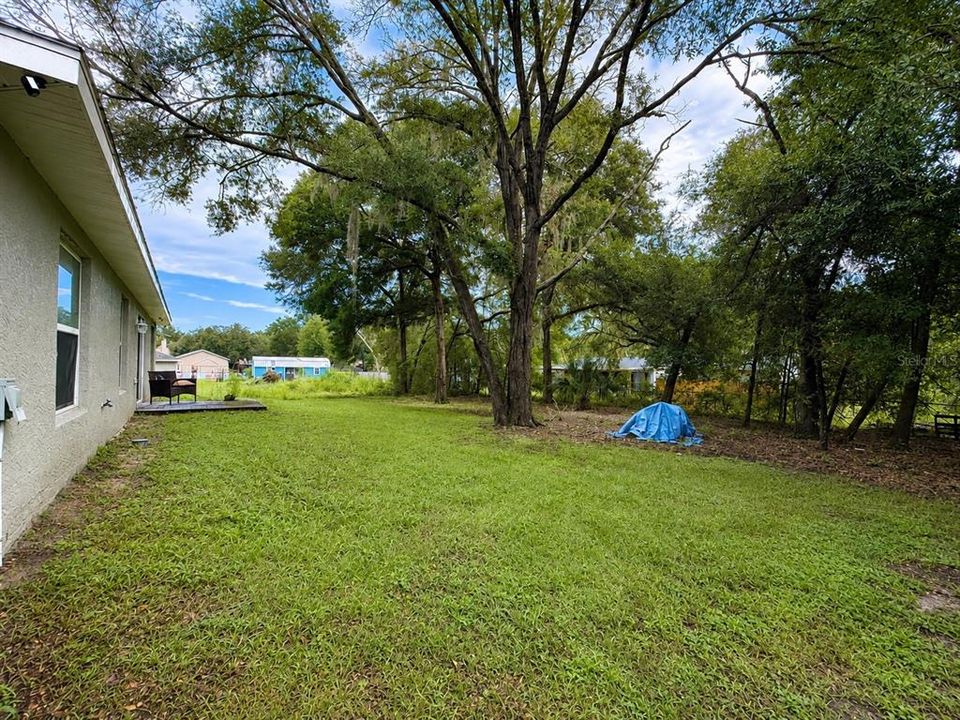 For Sale: $234,900 (3 beds, 2 baths, 1285 Square Feet)