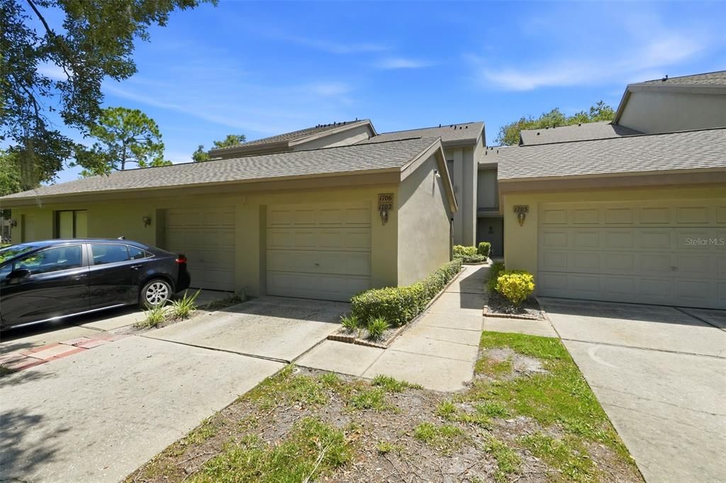 For Sale: $290,900 (2 beds, 2 baths, 1140 Square Feet)