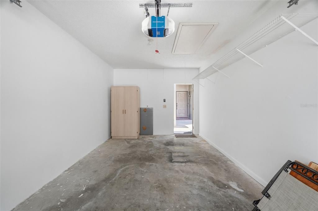 For Sale: $290,900 (2 beds, 2 baths, 1140 Square Feet)