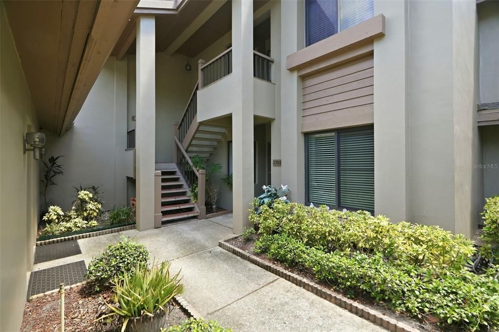 For Sale: $290,900 (2 beds, 2 baths, 1140 Square Feet)