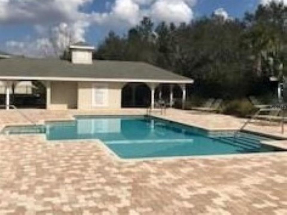 В аренду: $1,695 (2 спален, 2 ванн, 1335 Квадратных фут)