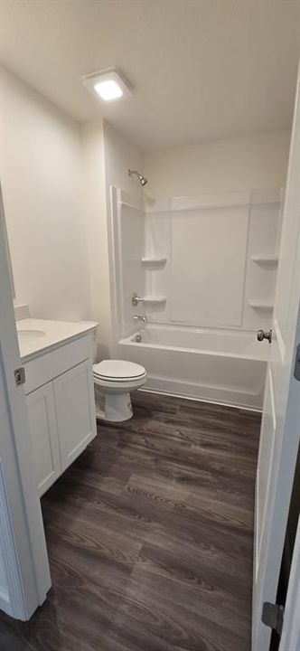 En Renta: $2,050 (4 camas, 2 baños, 1811 Pies cuadrados)