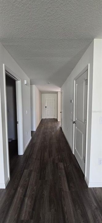 En Renta: $2,050 (4 camas, 2 baños, 1811 Pies cuadrados)