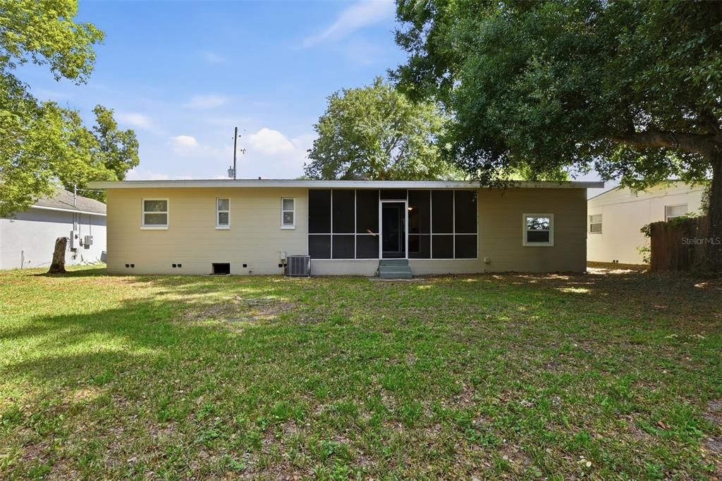 For Sale: $261,325 (3 beds, 1 baths, 1293 Square Feet)