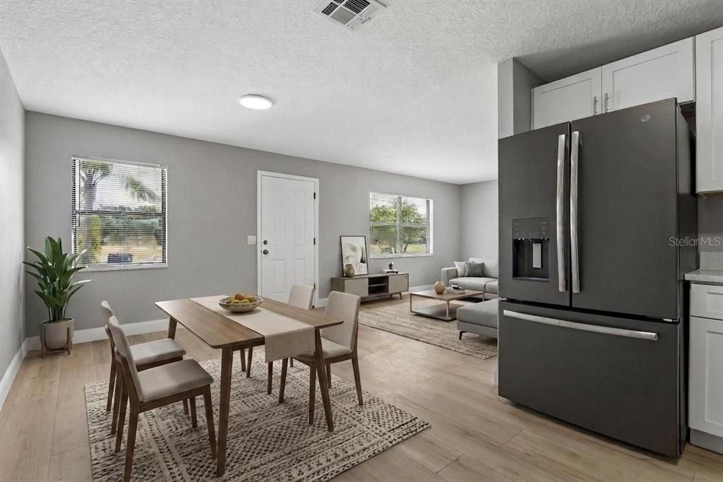 For Sale: $289,000 (3 beds, 2 baths, 1092 Square Feet)