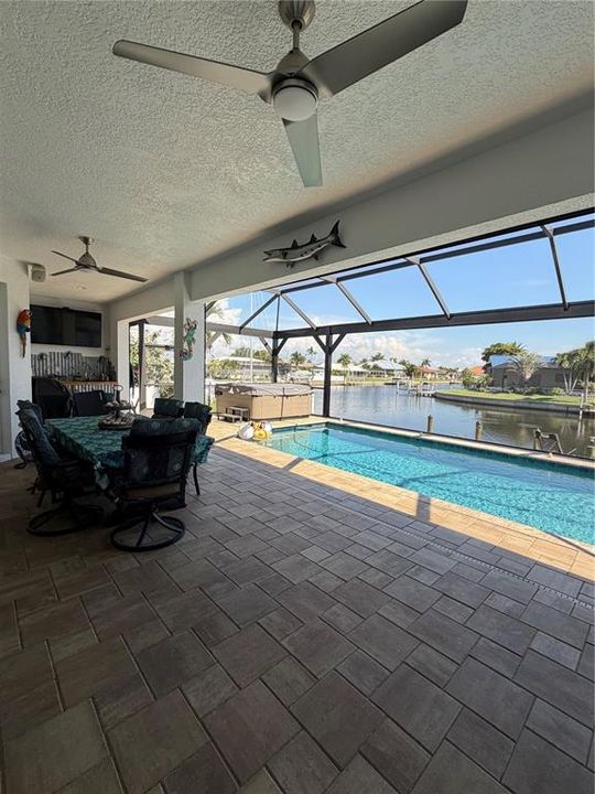 For Sale: $1,300,000 (3 beds, 3 baths, 2655 Square Feet)