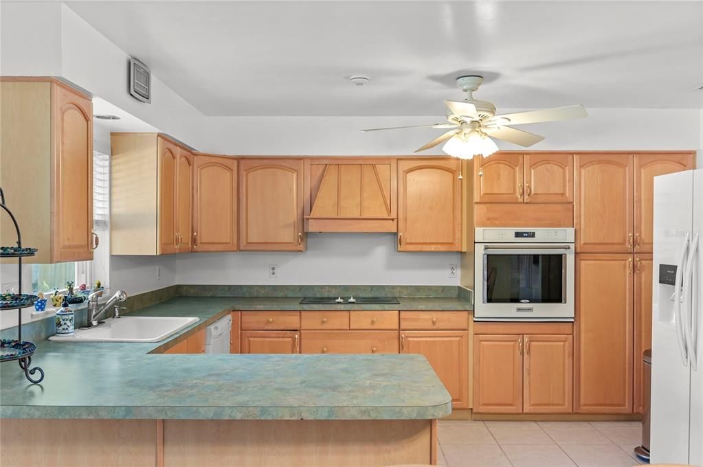 For Sale: $899,000 (3 beds, 2 baths, 2022 Square Feet)