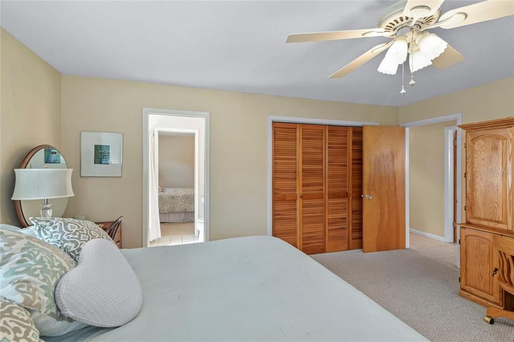 For Sale: $899,000 (3 beds, 2 baths, 2022 Square Feet)