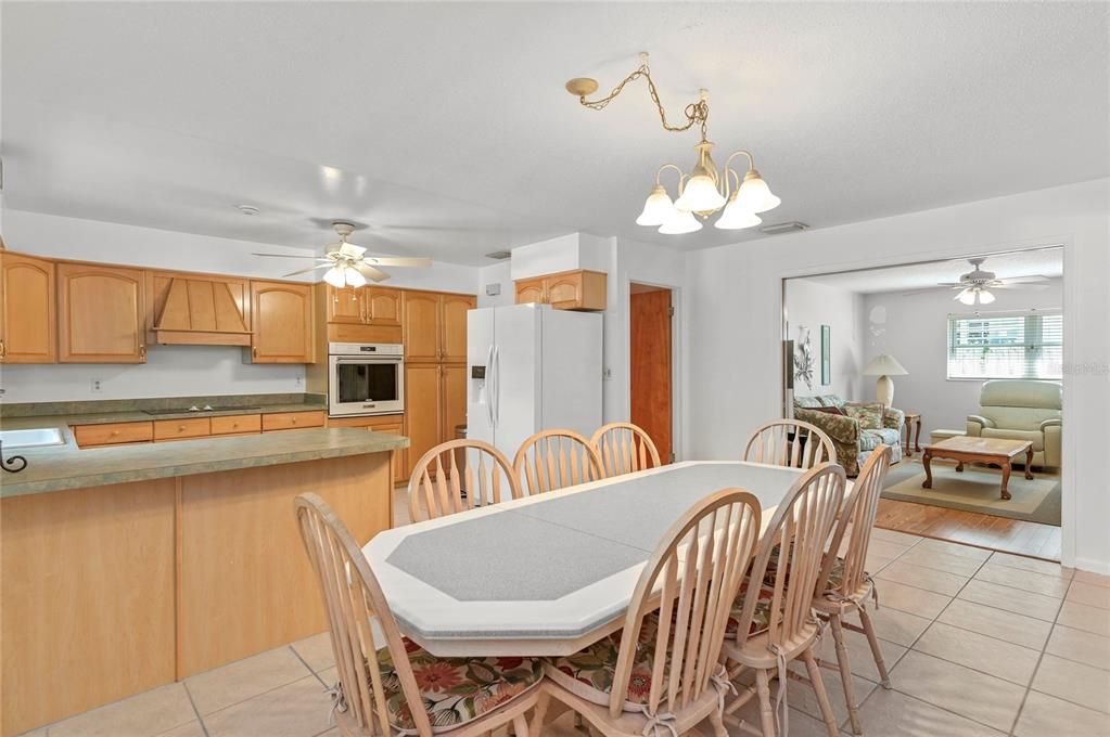 For Sale: $899,000 (3 beds, 2 baths, 2022 Square Feet)