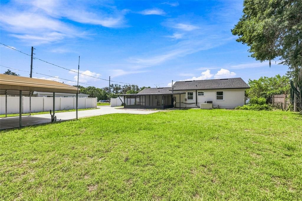 For Sale: $295,000 (3 beds, 2 baths, 1374 Square Feet)