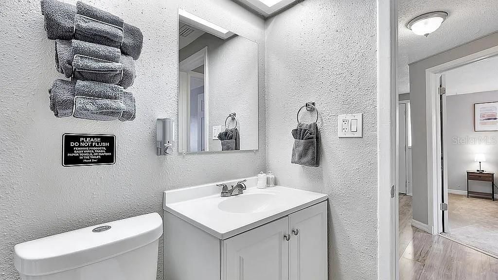 En Venta: $279,000 (3 camas, 2 baños, 1100 Pies cuadrados)