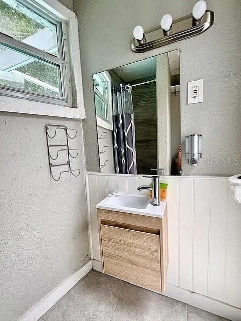 En Venta: $279,000 (3 camas, 2 baños, 1100 Pies cuadrados)