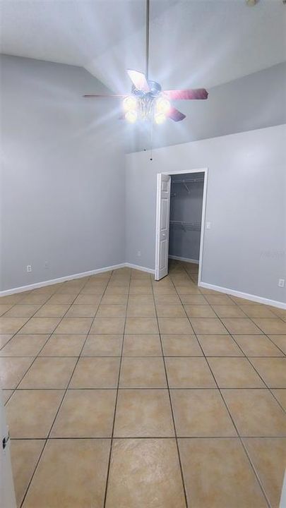В аренду: $2,600 (4 спален, 2 ванн, 1811 Квадратных фут)