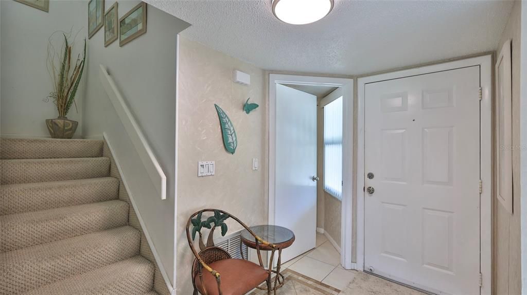 For Sale: $275,000 (3 beds, 2 baths, 1398 Square Feet)