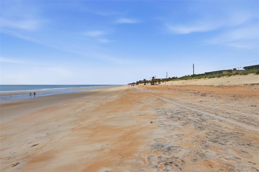For Sale: $340,000 (2 beds, 2 baths, 1056 Square Feet)