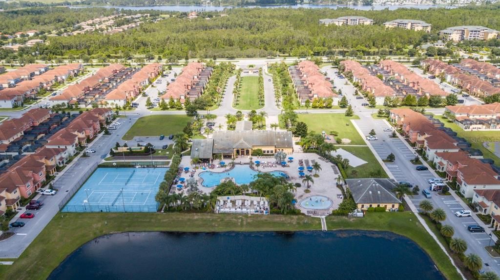 В аренду: $2,850 (5 спален, 4 ванн, 2024 Квадратных фут)