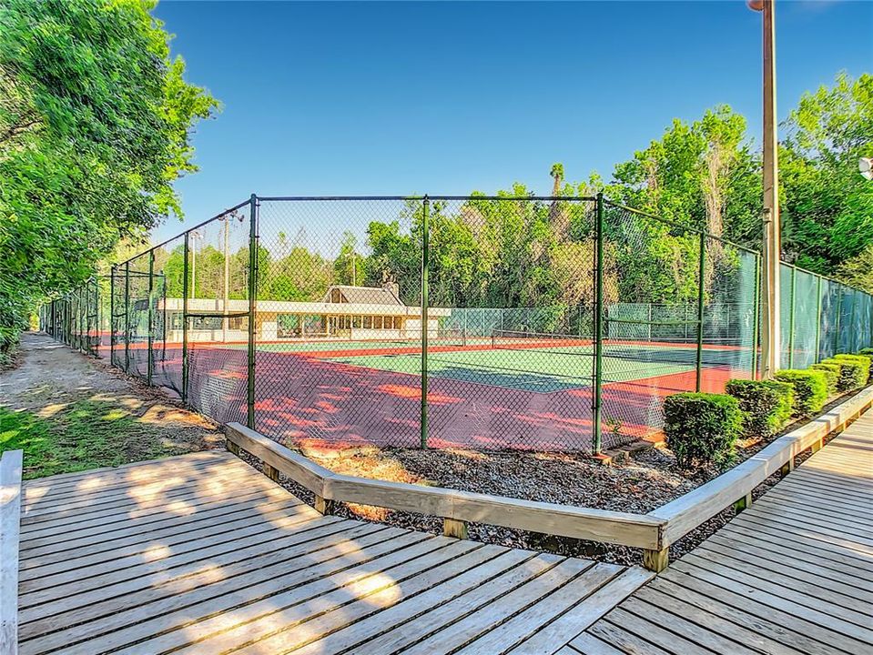 En Venta: $280,000 (3 camas, 3 baños, 1691 Pies cuadrados)