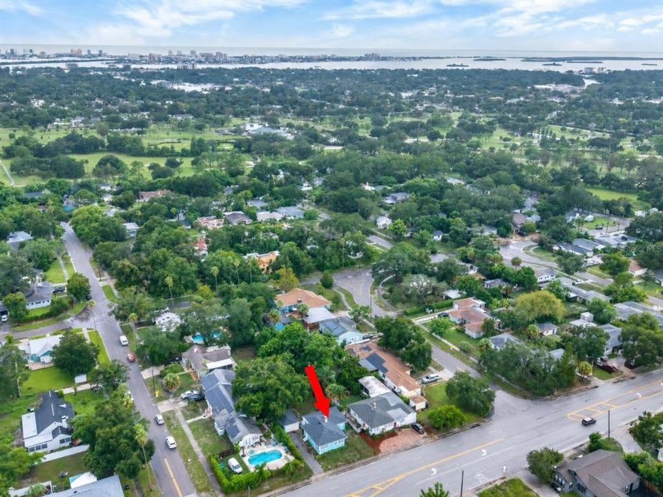 En Venta: $349,900 (2 camas, 1 baños, 1076 Pies cuadrados)