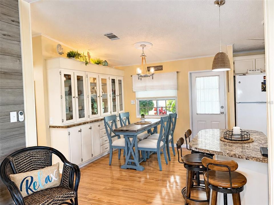 Activo con contrato: $189,000 (2 camas, 2 baños, 984 Pies cuadrados)
