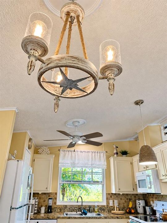 Activo con contrato: $189,000 (2 camas, 2 baños, 984 Pies cuadrados)