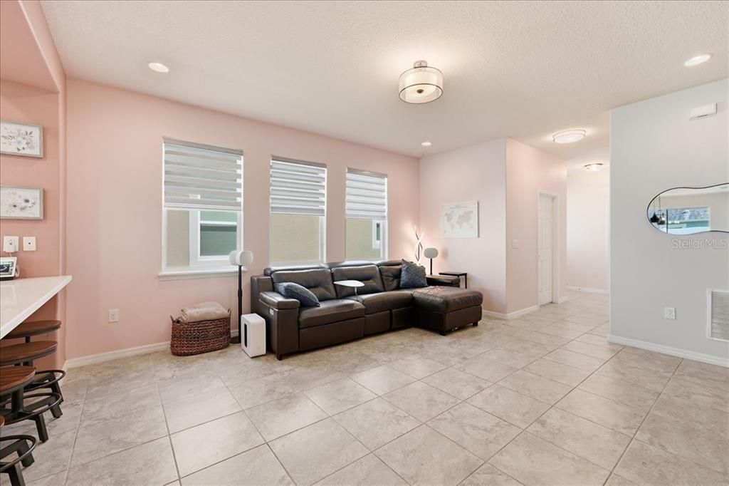 For Sale: $419,990 (3 beds, 2 baths, 1706 Square Feet)