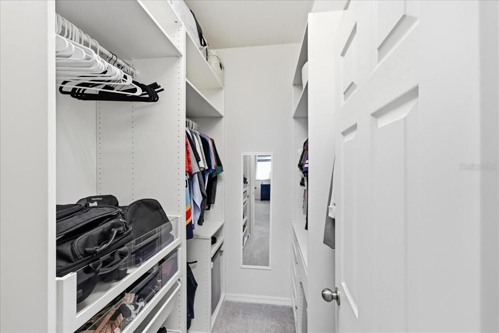 For Sale: $419,990 (3 beds, 2 baths, 1706 Square Feet)