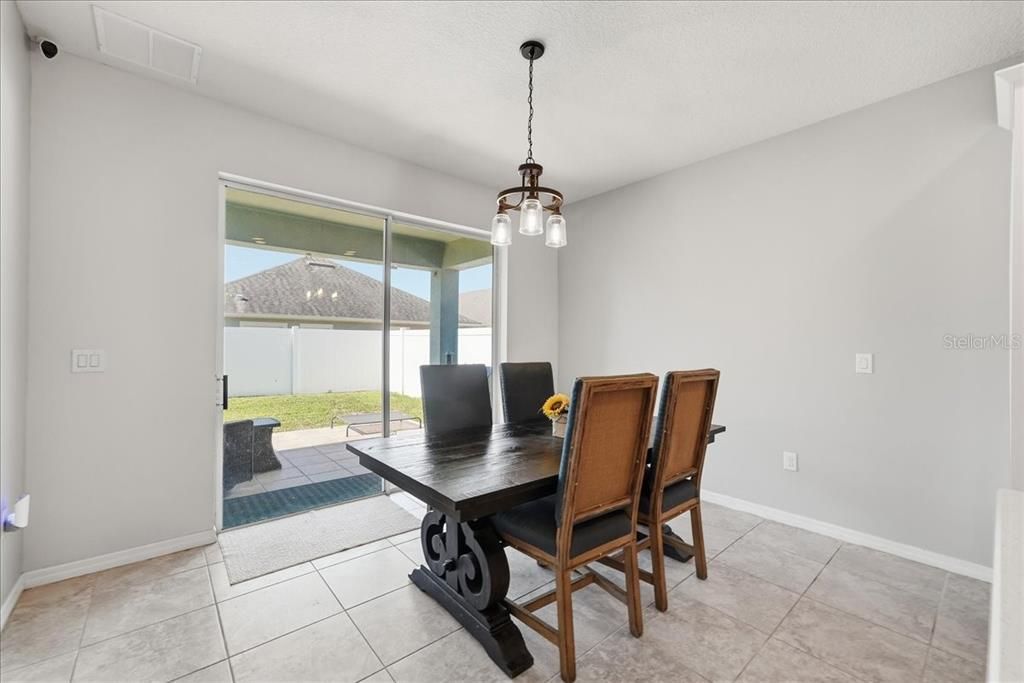 For Sale: $419,990 (3 beds, 2 baths, 1706 Square Feet)