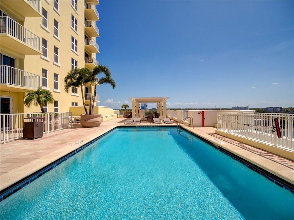 For Sale: $425,000 (1 beds, 2 baths, 1228 Square Feet)