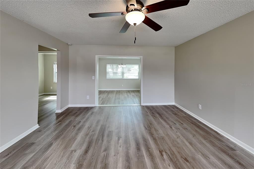 For Rent: $1,949 (3 beds, 2 baths, 1342 Square Feet)