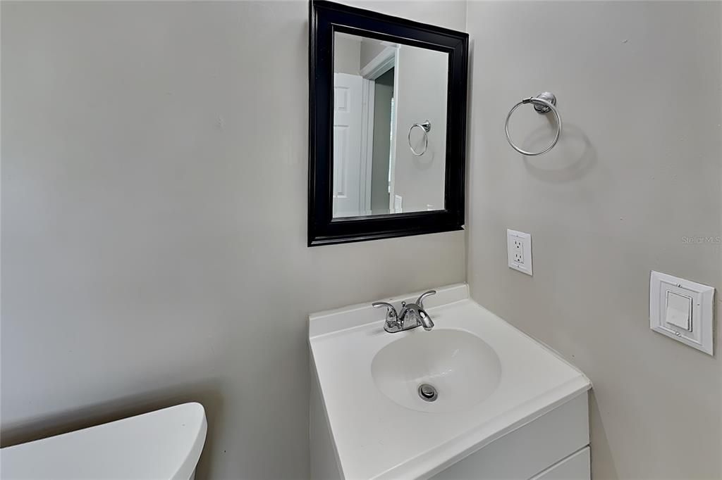 For Rent: $1,949 (3 beds, 2 baths, 1342 Square Feet)