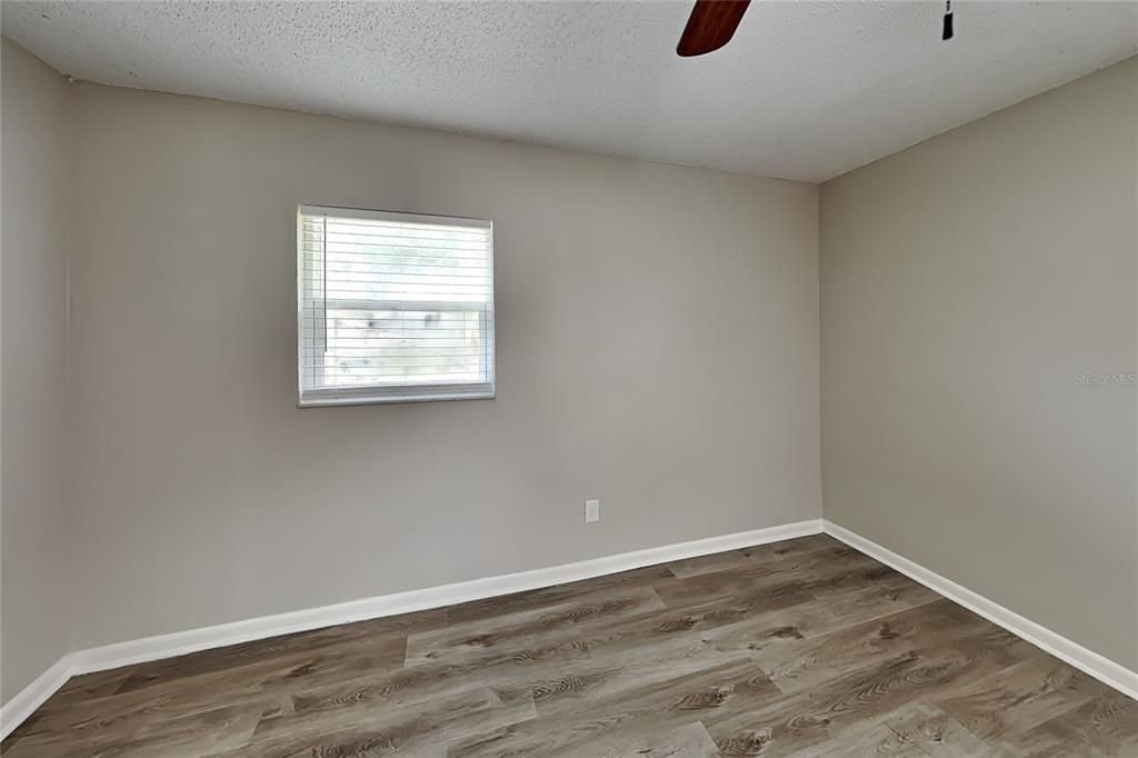 For Rent: $1,949 (3 beds, 2 baths, 1342 Square Feet)